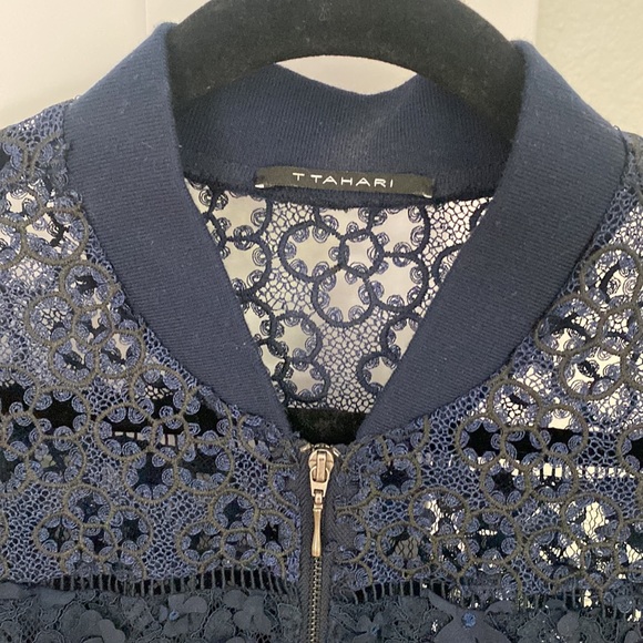 Jacket - Picture 2 of 6